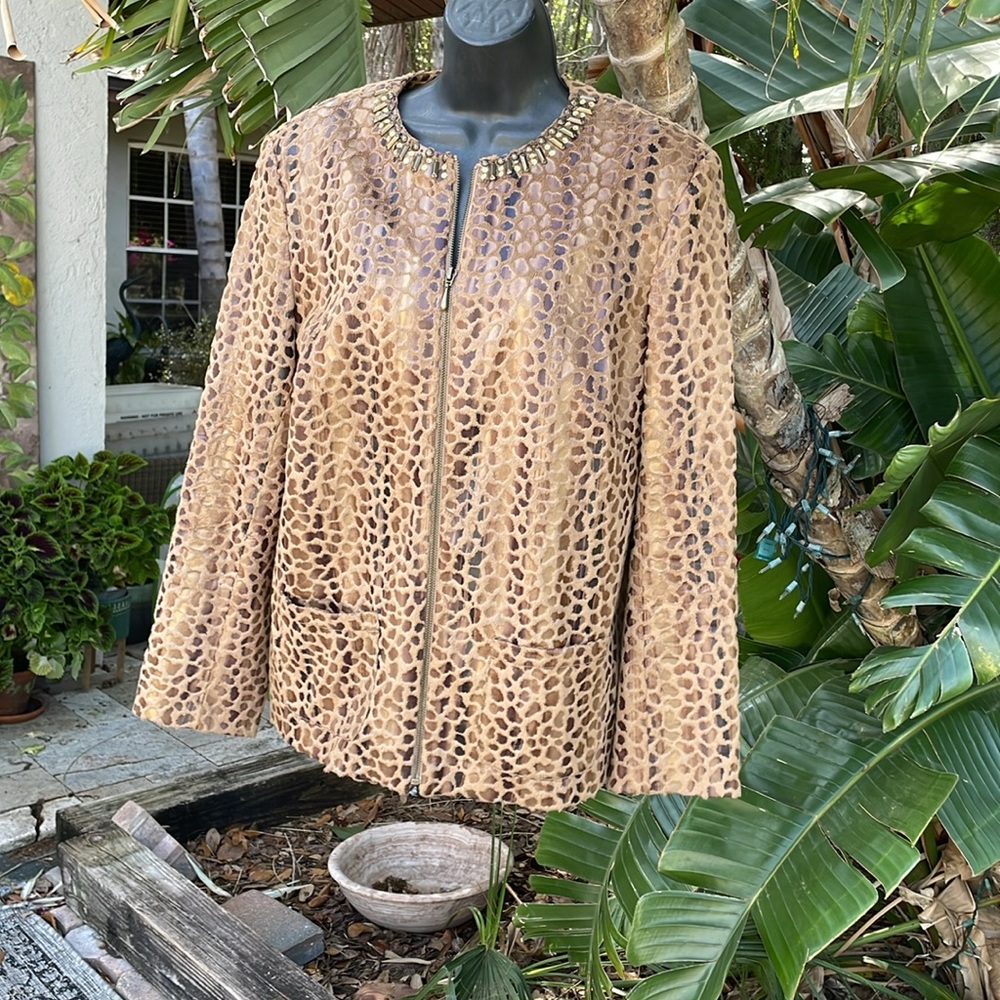 Metallic gold, leopard print springjacket - Picture 3 of 8